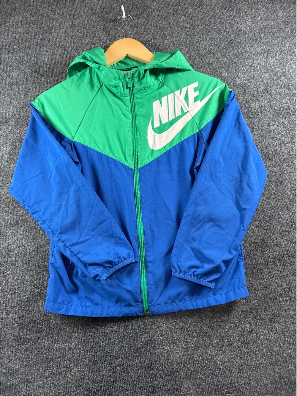 Nike Windrunner Jacket Mens Small Blue Green Colorblock Hooded Windbreaker - Picture 2 of 8